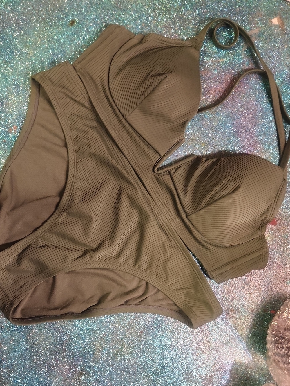 Shade & Shore Ribbed Olive Bikini Set - Strappy Molded Top & High-Waist Bottoms